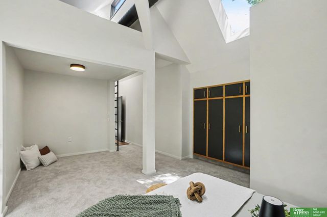 6009 Lafayette Court, Omaha, NE 68132