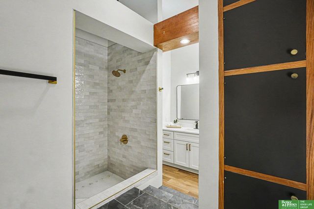 6009 Lafayette Court, Omaha, NE 68132