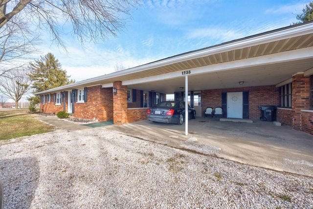 1235 Timber Ridge Drive, Huntingburg, IN 47542