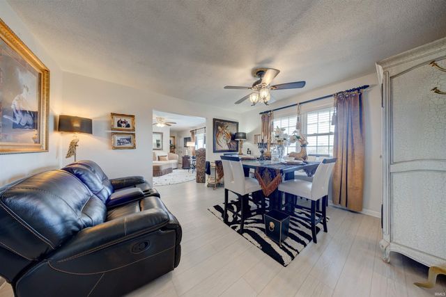 1235 Timber Ridge Drive, Huntingburg, IN 47542