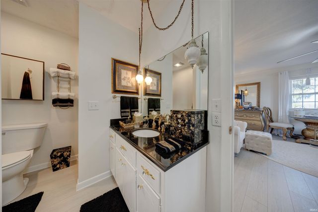 1235 Timber Ridge Drive, Huntingburg, IN 47542