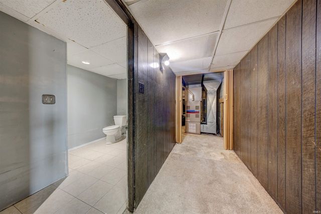 1235 Timber Ridge Drive, Huntingburg, IN 47542