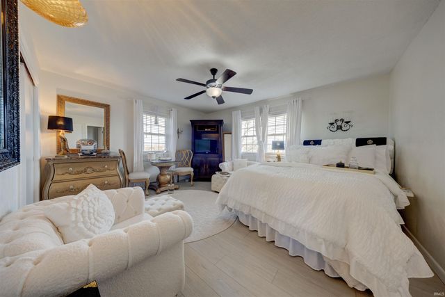 1235 Timber Ridge Drive, Huntingburg, IN 47542