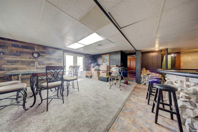 1235 Timber Ridge Drive, Huntingburg, IN 47542