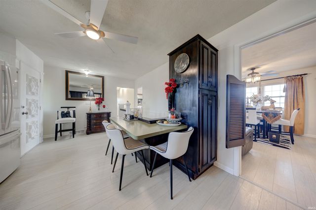 1235 Timber Ridge Drive, Huntingburg, IN 47542