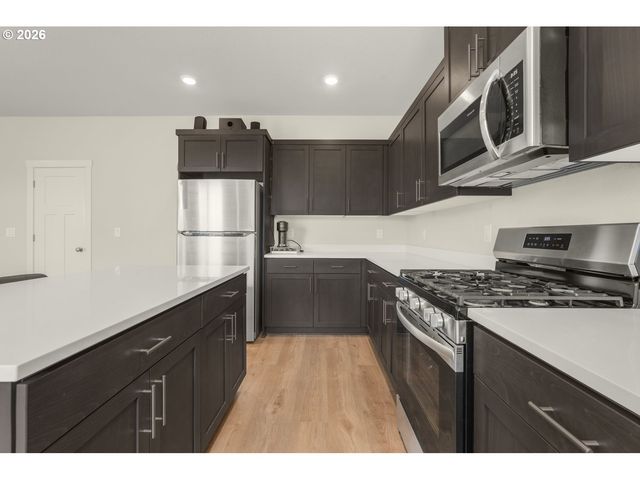 6378 Se 20TH St, Gresham, OR 97080