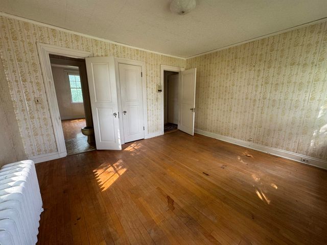 31 Pearl Street, Essex Junction, VT 05452