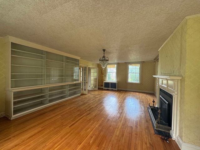 31 Pearl Street, Essex Junction, VT 05452