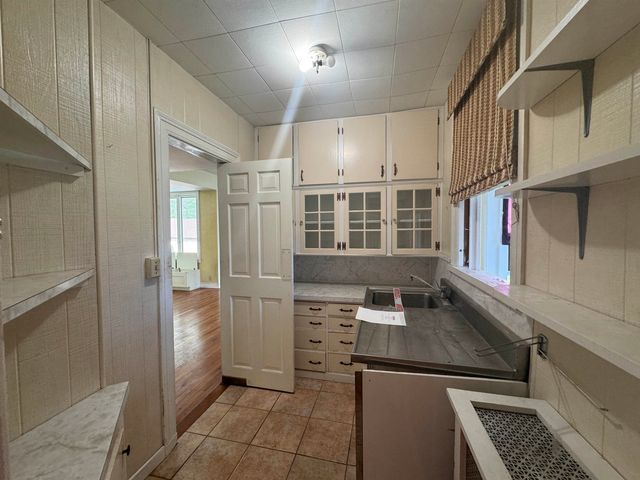 31 Pearl Street, Essex Junction, VT 05452