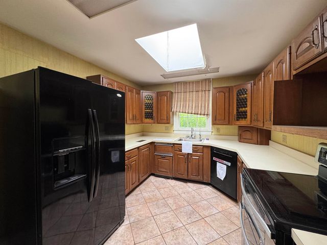 31 Pearl Street, Essex Junction, VT 05452