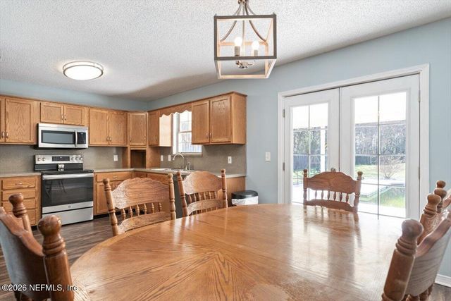 44152 SWALLOWFORK Avenue, Callahan, FL 32011