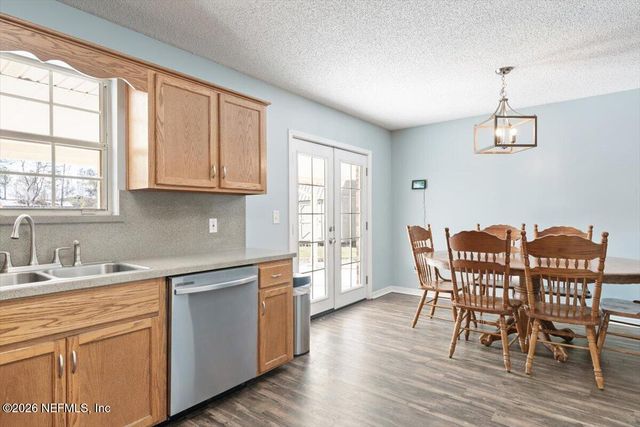 44152 SWALLOWFORK Avenue, Callahan, FL 32011