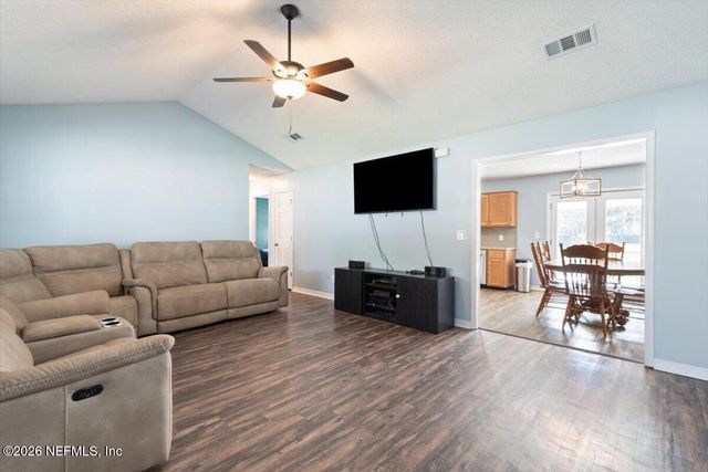 44152 SWALLOWFORK Avenue, Callahan, FL 32011