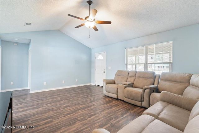 44152 SWALLOWFORK Avenue, Callahan, FL 32011