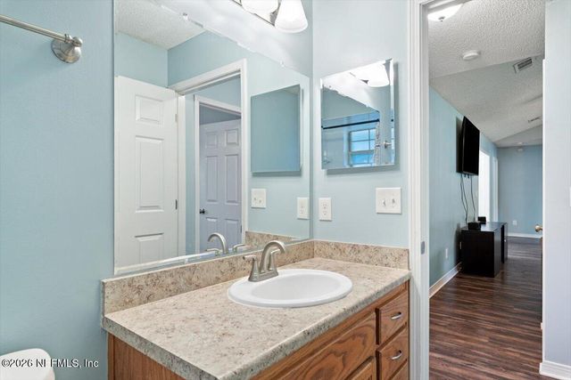 44152 SWALLOWFORK Avenue, Callahan, FL 32011