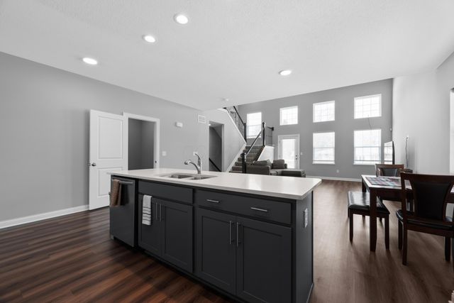 6280 Renner Park Drive, Columbus, OH 43228