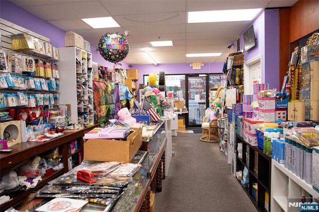 594 Union Boulevard, Totowa, NJ 07512