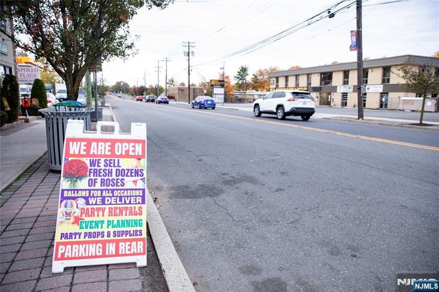 594 Union Boulevard, Totowa, NJ 07512