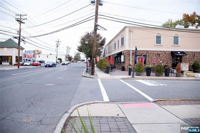 594 Union Boulevard, Totowa, NJ 07512