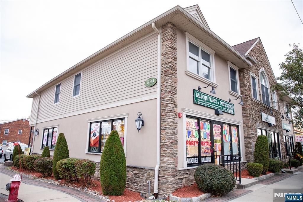 594 Union Boulevard, Totowa, NJ 07512