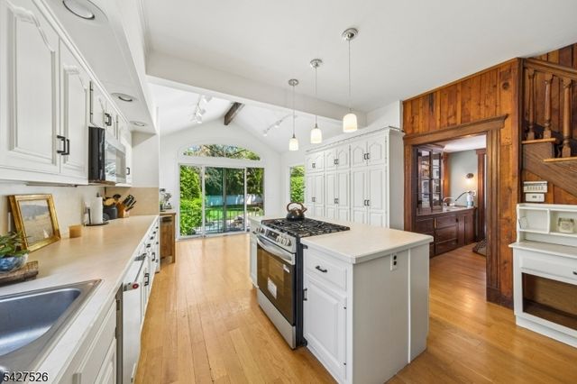 506 Linden Pl, Cranford Twp., NJ 07016