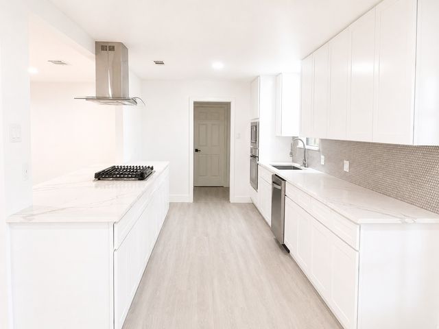 3801 Brookhaven Circle, Fort Worth, TX 76109