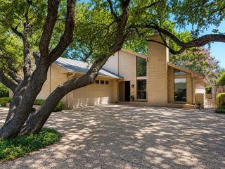 3801 Brookhaven Circle, Fort Worth, TX 76109