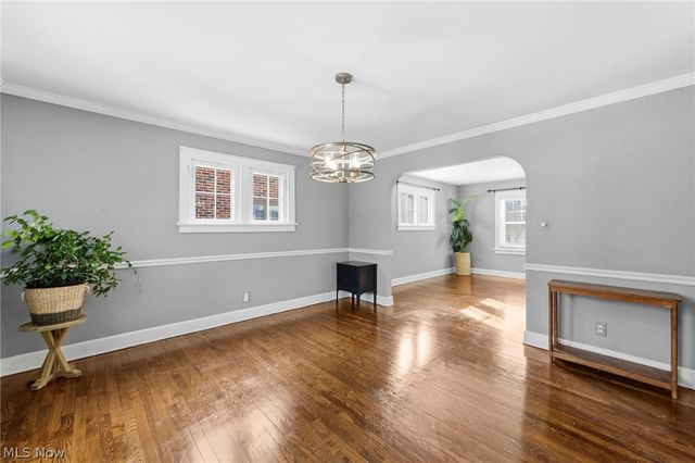 270 Chagrin Boulevard, Chagrin Falls, OH 44022