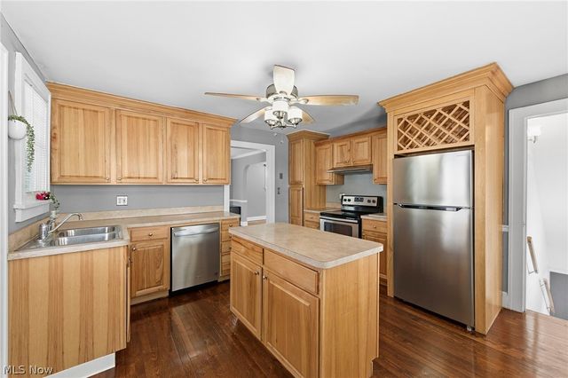 270 Chagrin Boulevard, Chagrin Falls, OH 44022