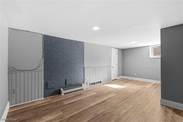 270 Chagrin Boulevard, Chagrin Falls, OH 44022