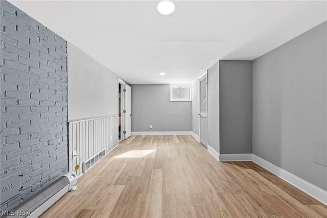 270 Chagrin Boulevard, Chagrin Falls, OH 44022