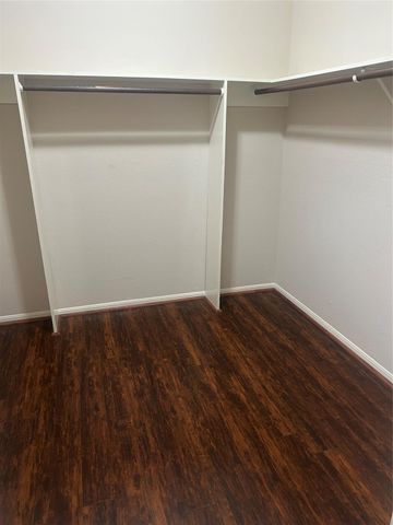 11711 Memorial Drive 288, Houston, TX 77024