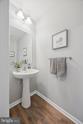 103 EDGEWATER CT, Quakertown, PA 18951