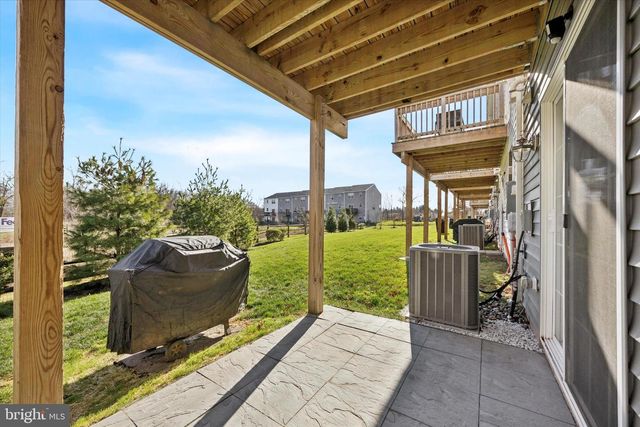 103 EDGEWATER CT, Quakertown, PA 18951