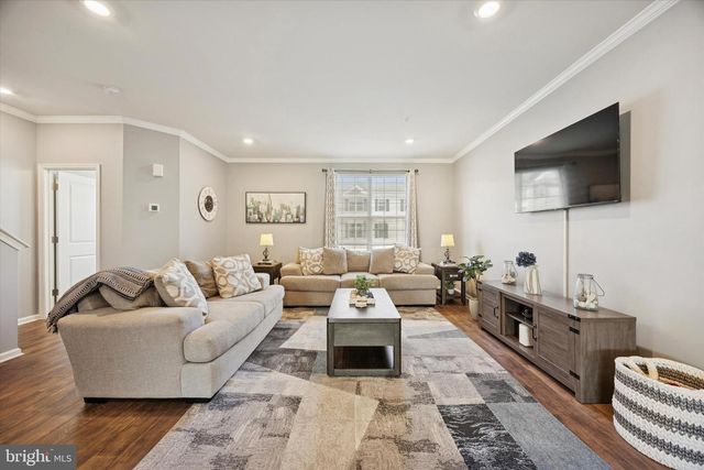 103 EDGEWATER CT, Quakertown, PA 18951