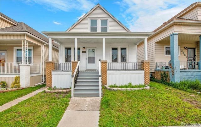 3851 Fredro Street, Detroit, MI 48212