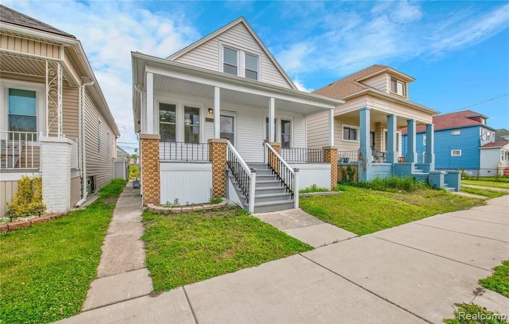3851 Fredro Street, Detroit, MI 48212