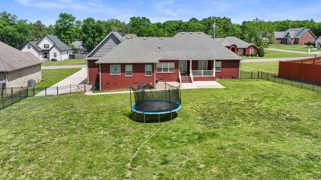103 Canary Ln, Shelbyville, TN 37160