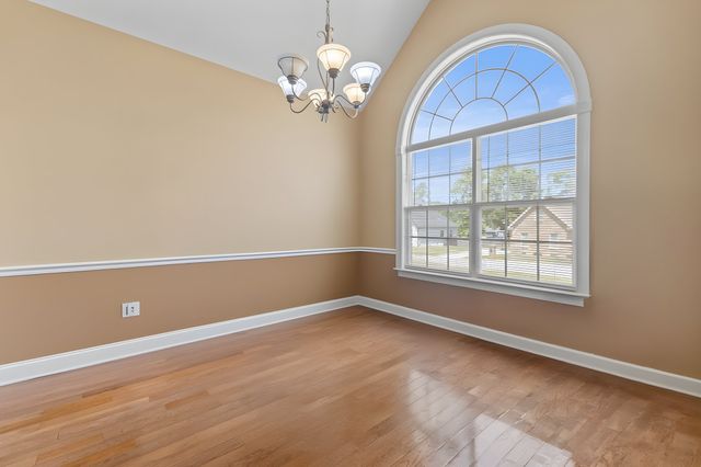 103 Canary Ln, Shelbyville, TN 37160