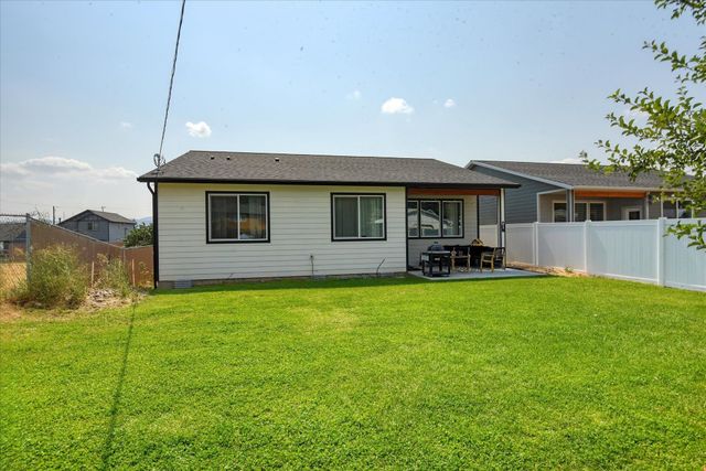 5023 E Grace Ave, Spokane, WA 99217