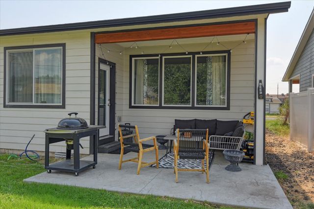 5023 E Grace Ave, Spokane, WA 99217
