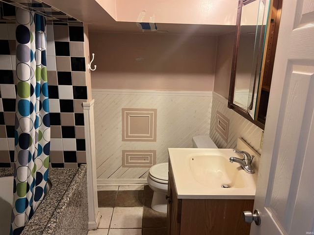 702 S Gladstone Avenue, South Bend, IN 46619