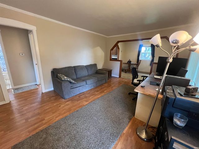 702 S Gladstone Avenue, South Bend, IN 46619