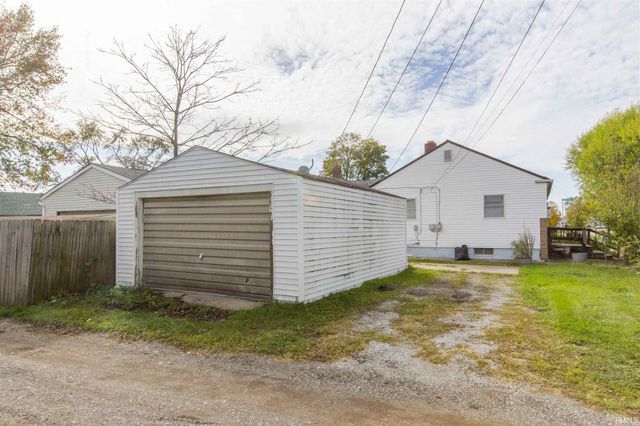 702 S Gladstone Avenue, South Bend, IN 46619