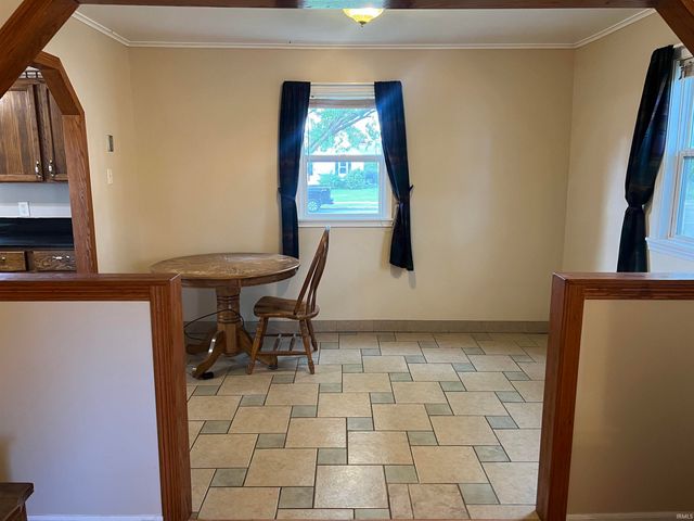 702 S Gladstone Avenue, South Bend, IN 46619