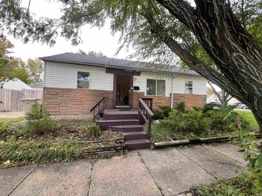 702 S Gladstone Avenue, South Bend, IN 46619