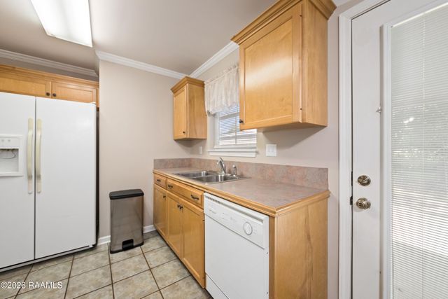 547 Claude Street, Breaux Bridge, LA 70517