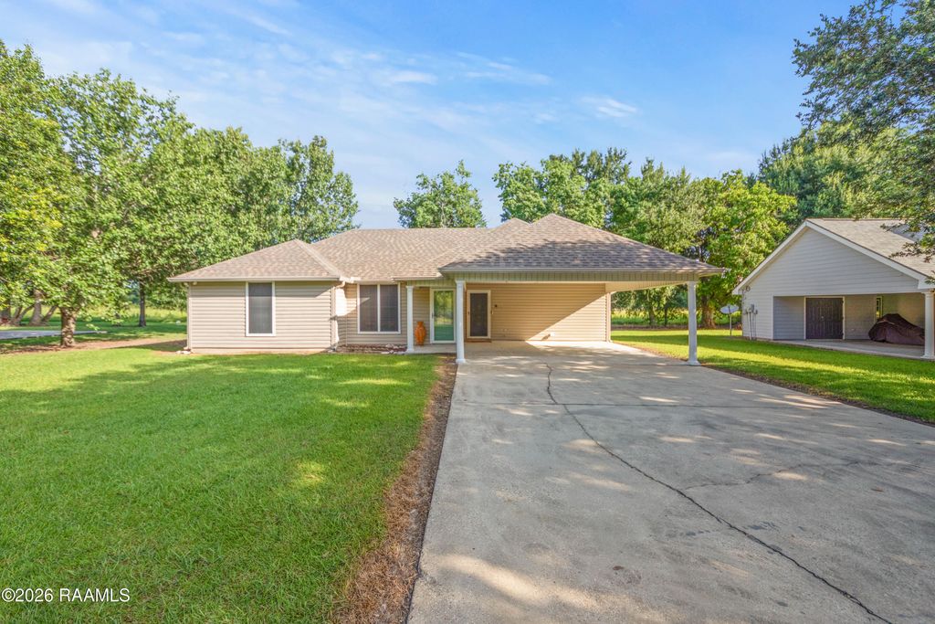 547 Claude Street, Breaux Bridge, LA 70517