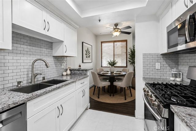 17722 Sergio Circle 102, Huntington Beach, CA 92647