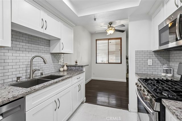 17722 Sergio Circle 102, Huntington Beach, CA 92647
